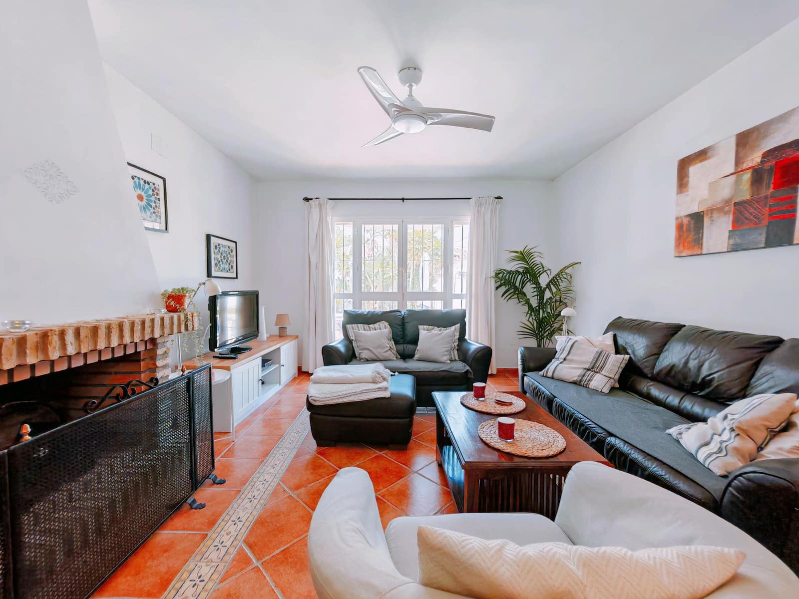 4 soveværelse Villa til salg i Chiclana de la Frontera med swimmingpool garage - € 362.000 (Ref: 9797250)