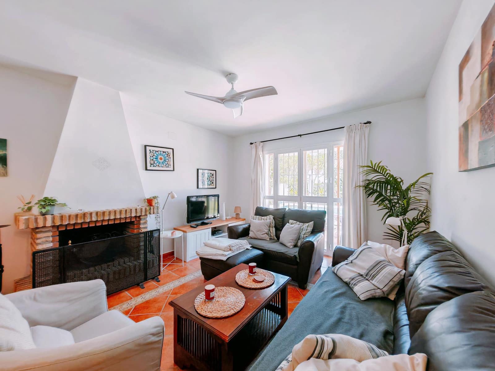 4 soveværelse Villa til salg i Chiclana de la Frontera med swimmingpool garage - € 362.000 (Ref: 9797250)