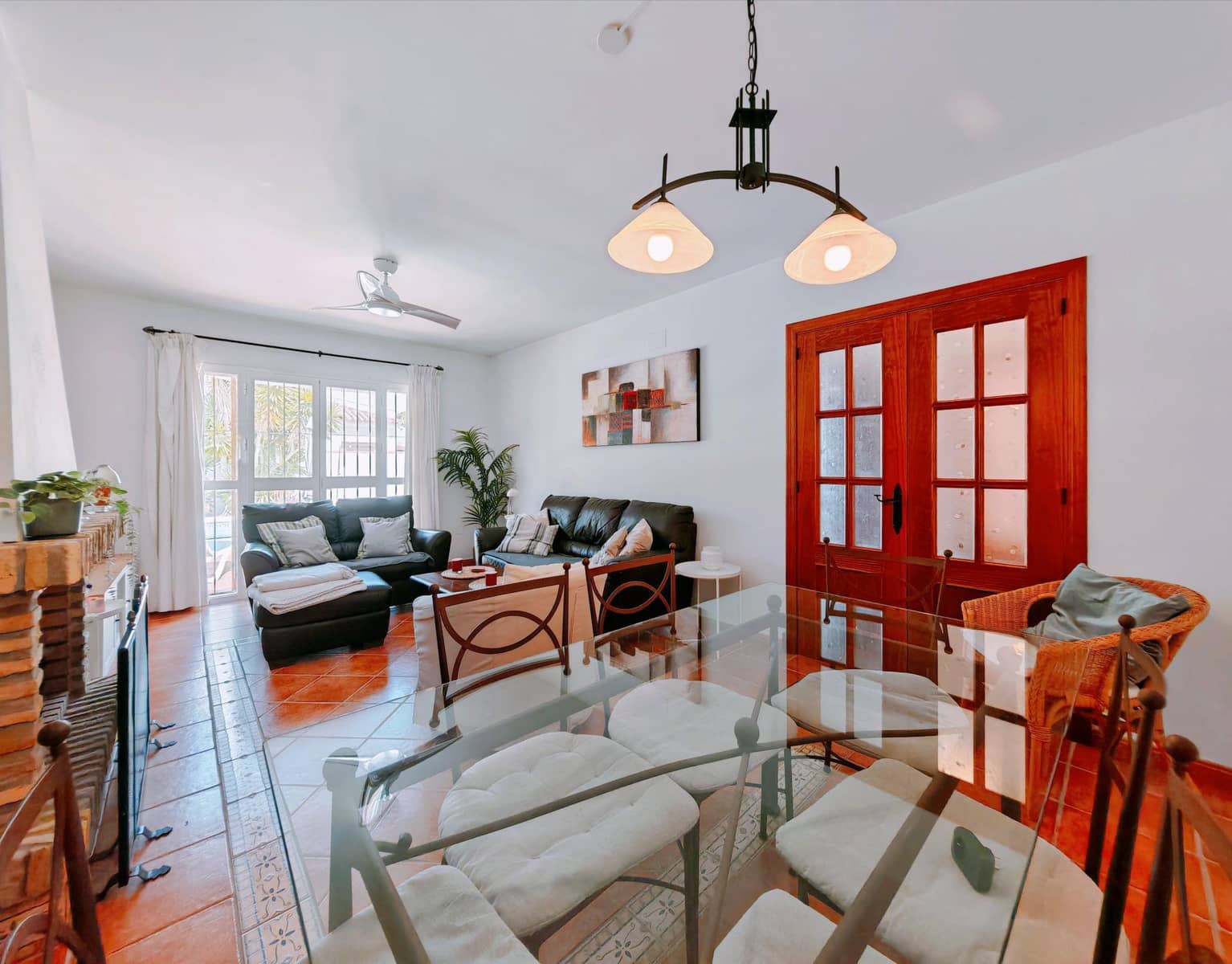 4 soveværelse Villa til salg i Chiclana de la Frontera med swimmingpool garage - € 362.000 (Ref: 9797250)