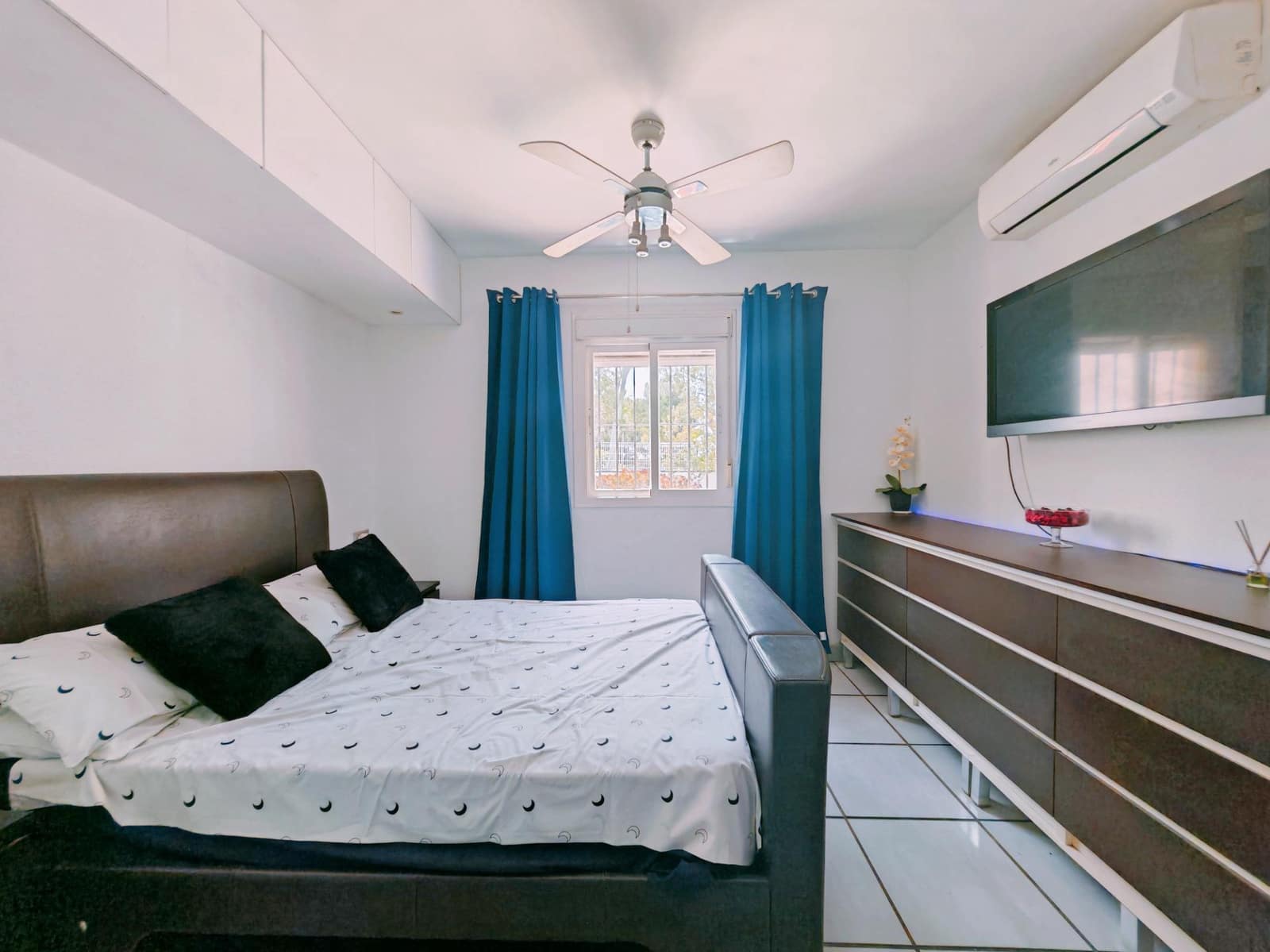 3 bedroom Villa for sale in Pago del Humo with pool - € 320,000 (Ref: 9839463)