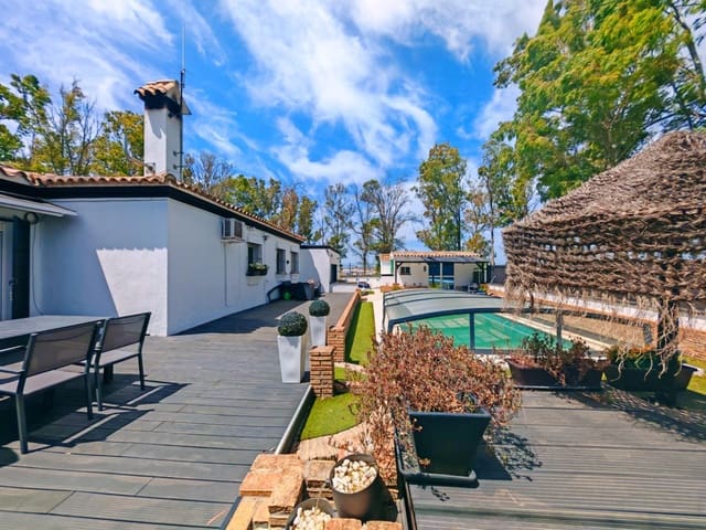 3 sypialnia Willa na sprzedaż w Pago del Humo, Chiclana de la Frontera z basenem - 325 000 € (Ref: 9839463)