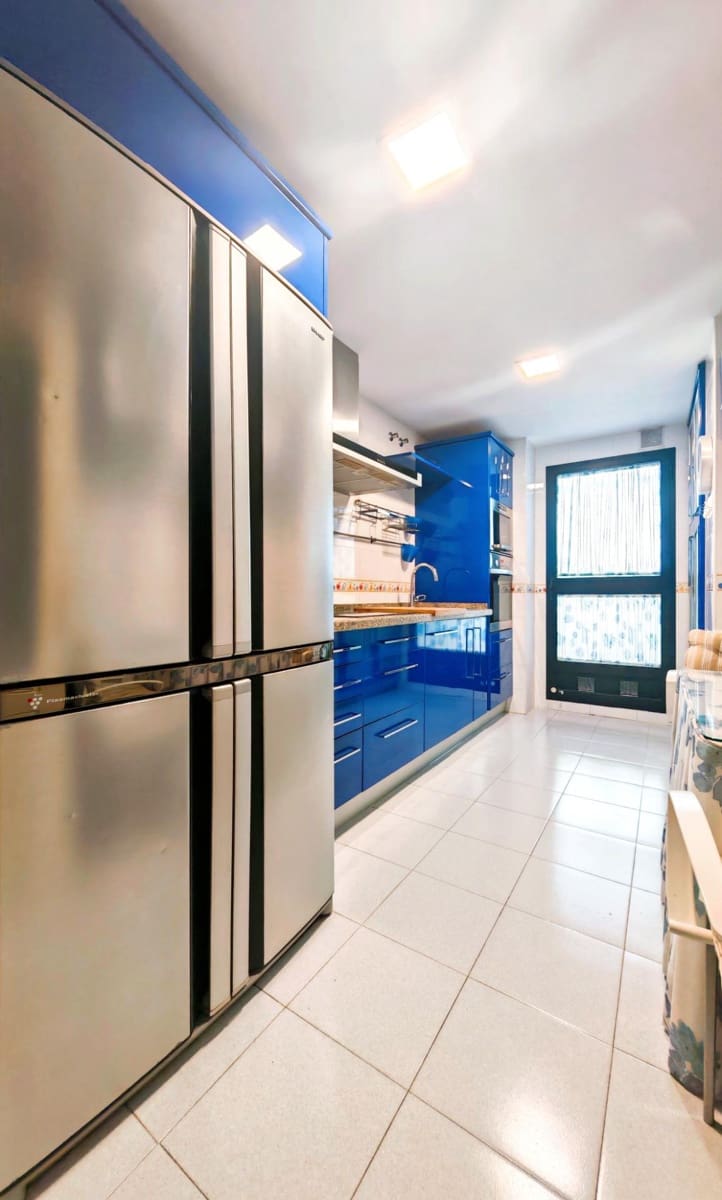 3 bedroom Penthouse for sale in Puerto Real with pool garage - € 345,000 (Ref: 9865361)