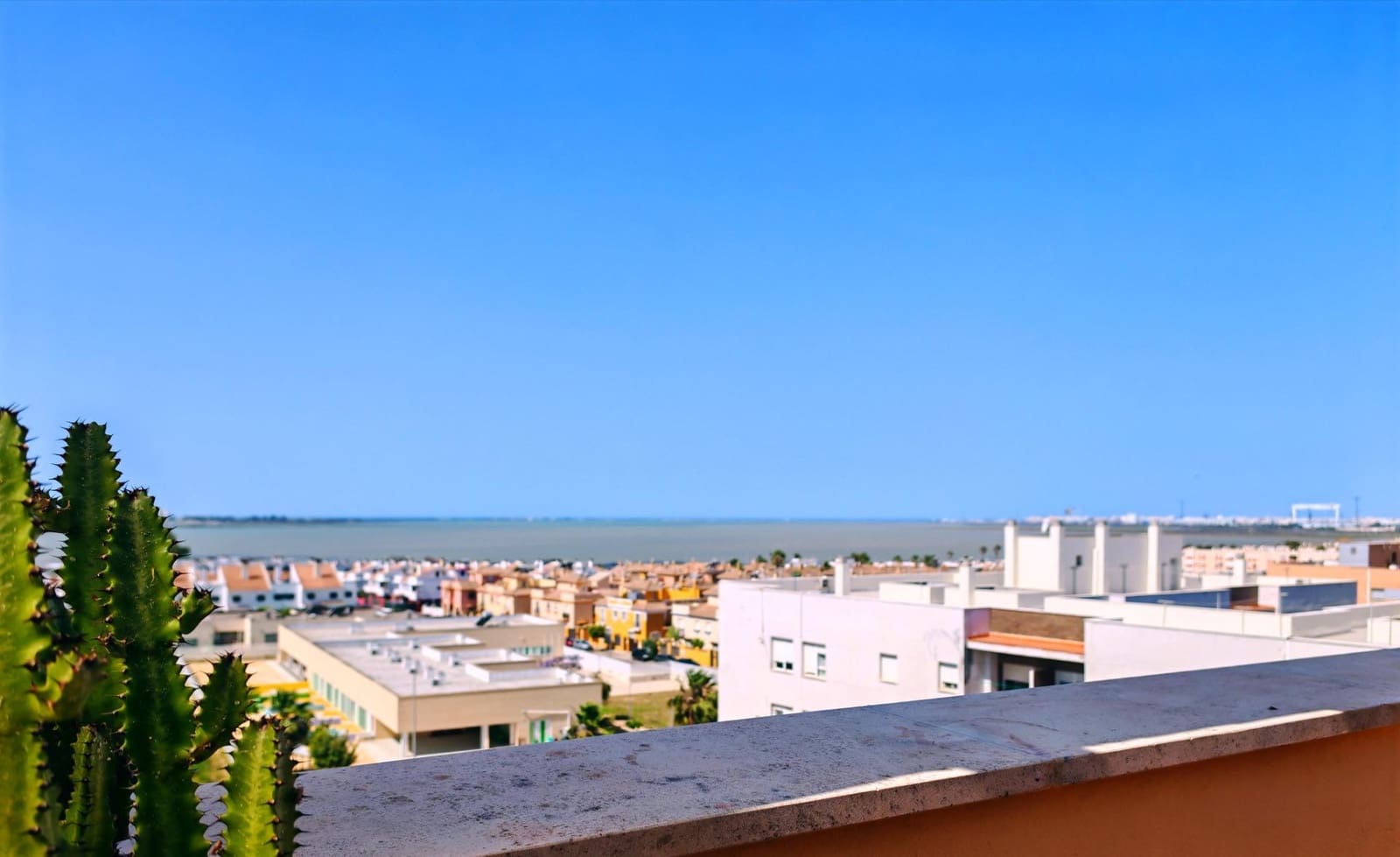 3 bedroom Penthouse for sale in Puerto Real with pool garage - € 345,000 (Ref: 9865361)