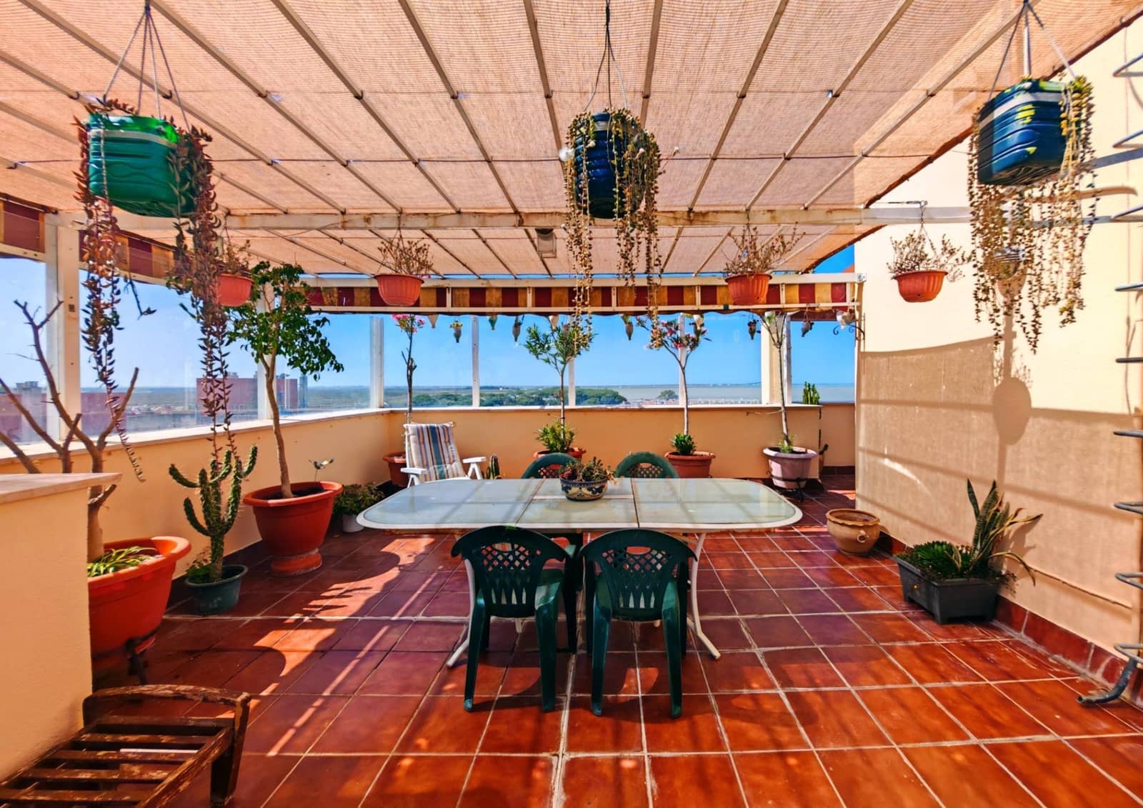 3 bedroom Penthouse for sale in Puerto Real with pool garage - € 345,000 (Ref: 9865361)