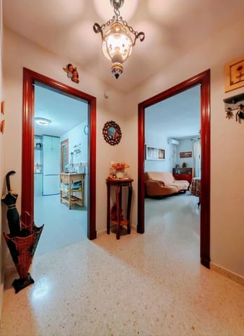 4 quarto Apartamento para venda em Jerez de la Frontera com piscina garagem - 182 000 € (Ref: 9884952)