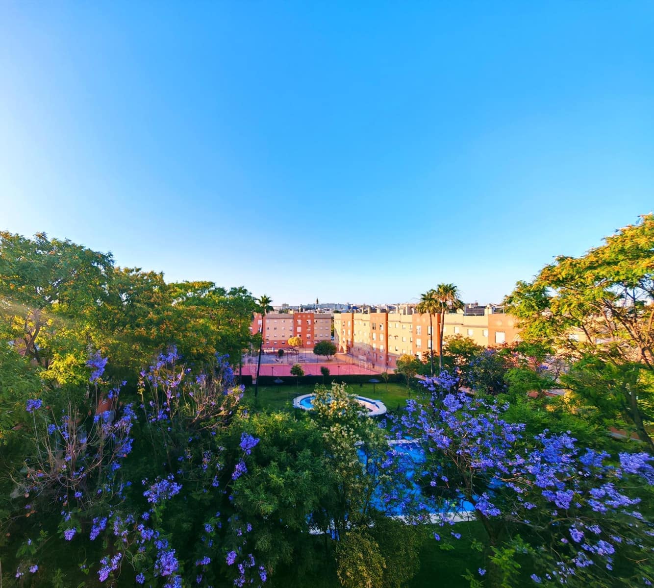 4 bedroom Flat for sale in Jerez de la Frontera with pool garage - € 182,000 (Ref: 9884952)