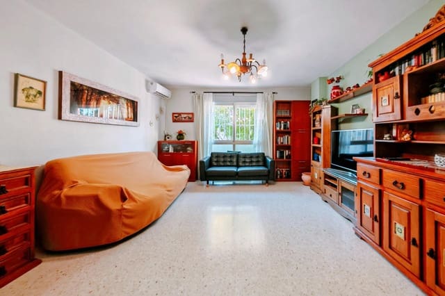 4 quarto Apartamento para venda em Jerez de la Frontera com piscina garagem - 182 000 € (Ref: 9884952)