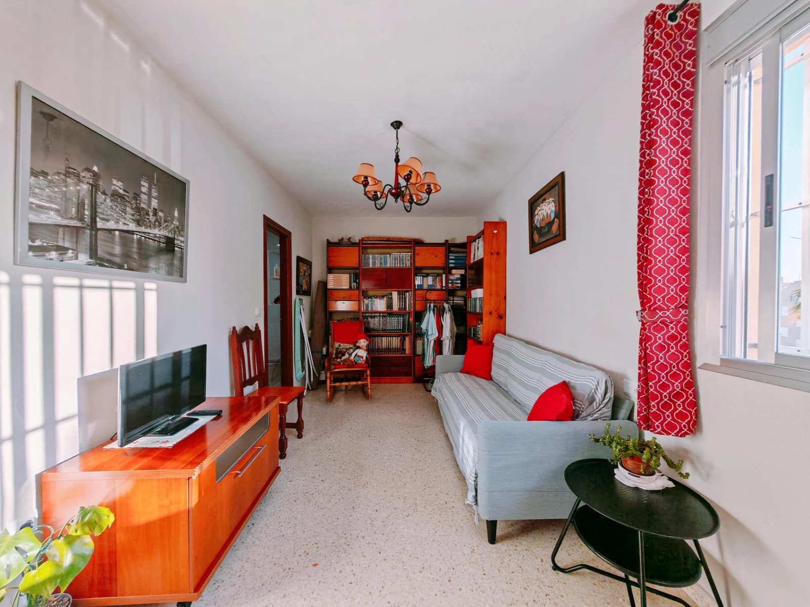 4 bedroom Flat for sale in Jerez de la Frontera with pool garage - € 182,000 (Ref: 9884952)