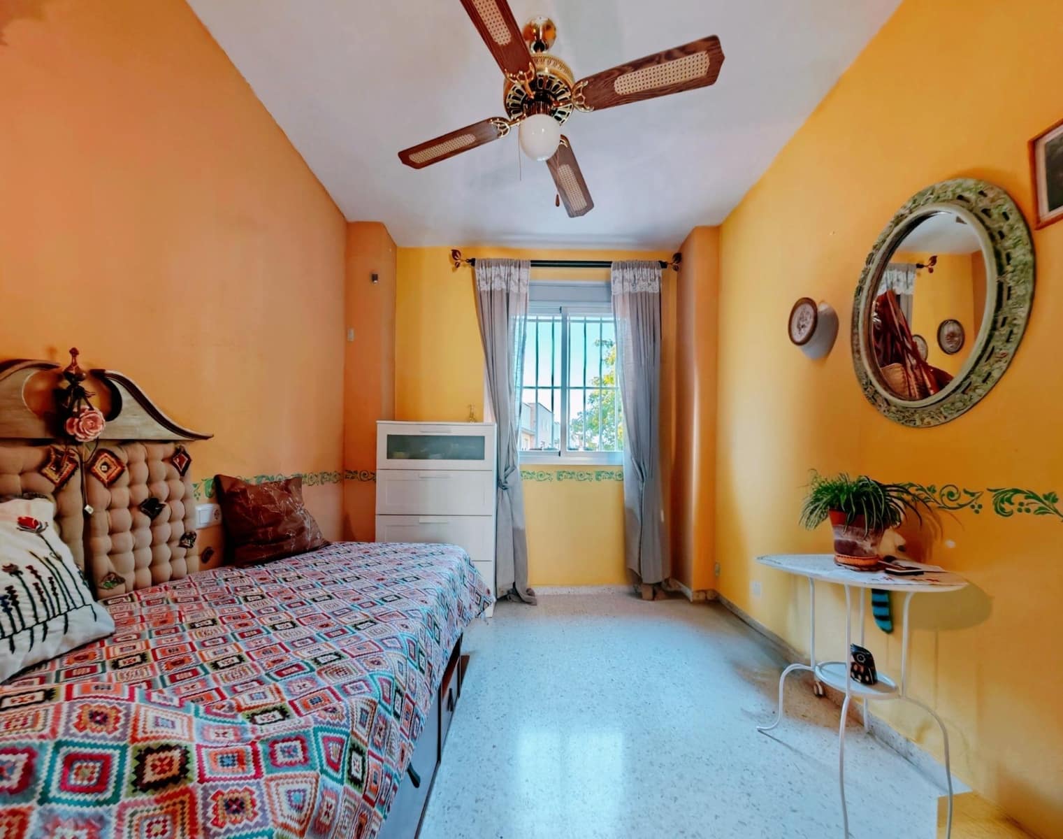 4 bedroom Flat for sale in Jerez de la Frontera with pool garage - € 182,000 (Ref: 9884952)