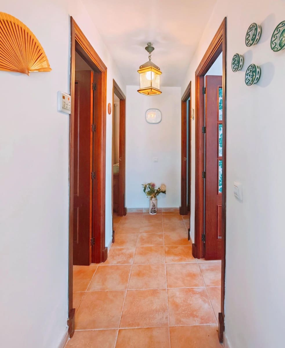 3 bedroom Villa for sale in El Puerto de Santa Maria with pool - € 235,000 (Ref: 9929516)