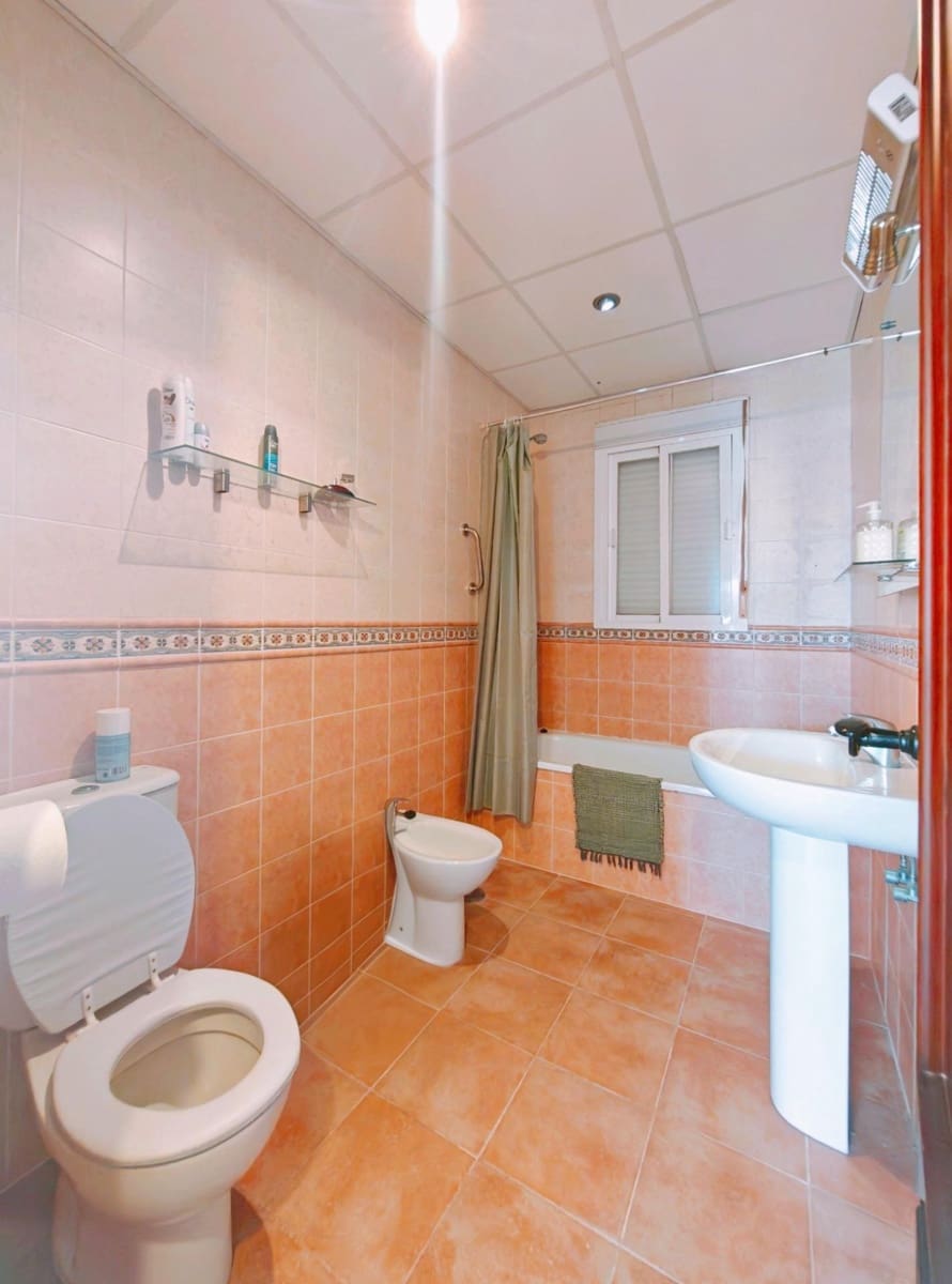 3 bedroom Villa for sale in El Puerto de Santa Maria with pool - € 235,000 (Ref: 9929516)