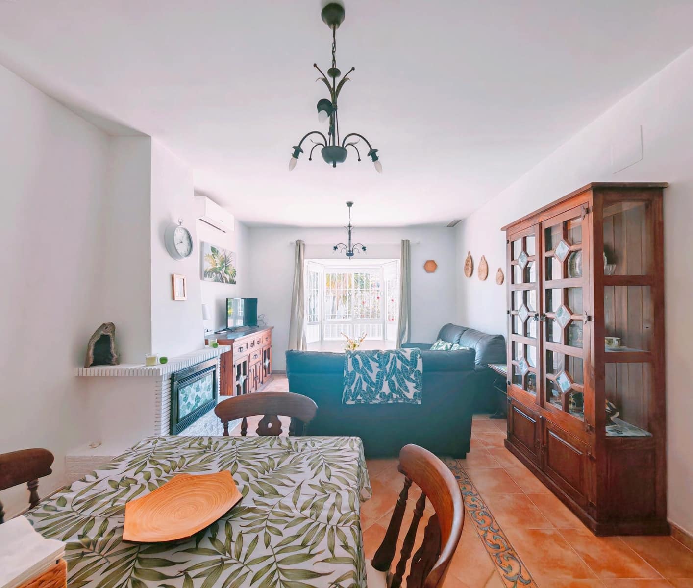 3 bedroom Villa for sale in El Puerto de Santa Maria with pool - € 235,000 (Ref: 9929516)