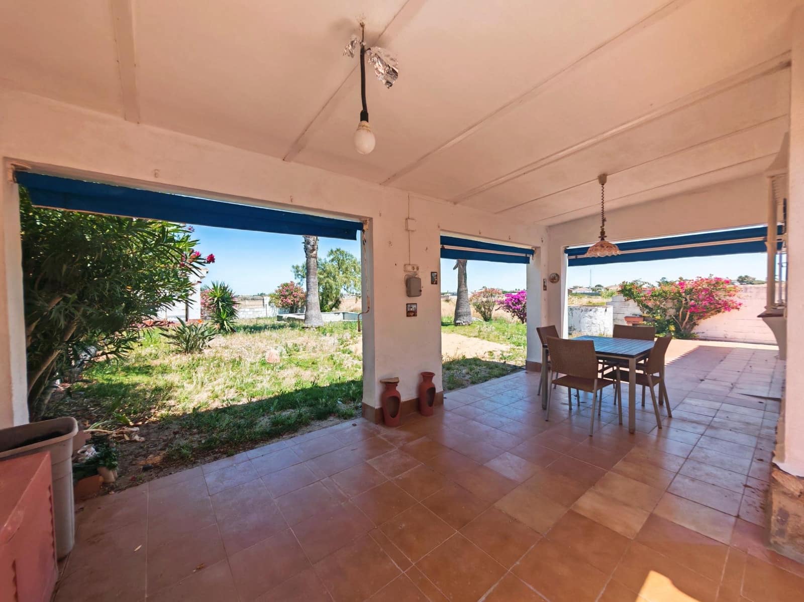 3 bedroom Villa for sale in El Puerto de Santa Maria with pool - € 235,000 (Ref: 9929516)
