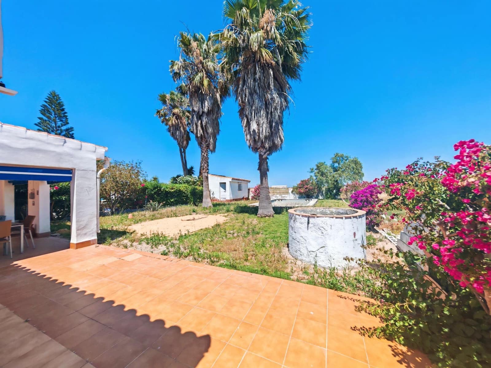 3 bedroom Villa for sale in El Puerto de Santa Maria with pool - € 235,000 (Ref: 9929516)