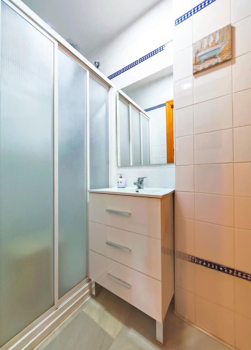 4 soverom Rekkehus til salgs i San Fernando med garasje - € 349 000 (Ref: 9940108)