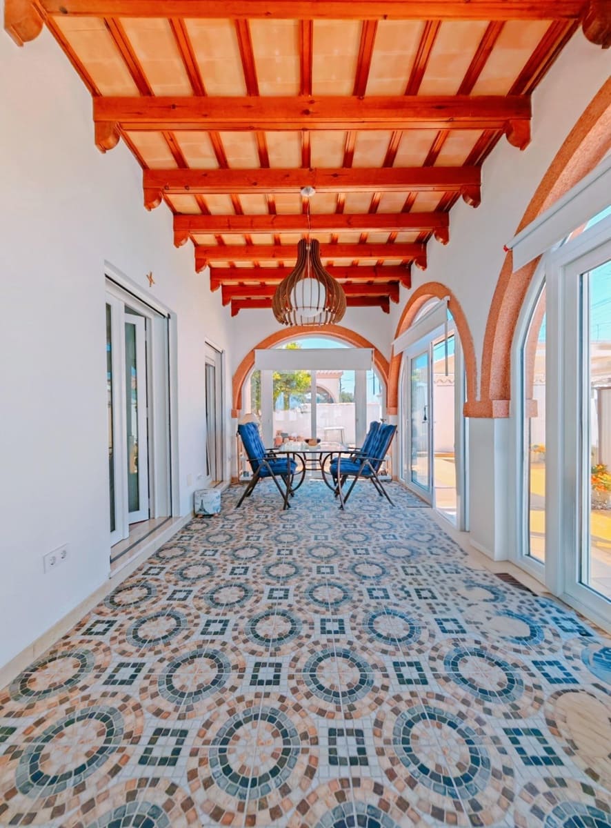 3 soverom Villa til salgs i Chiclana de la Frontera med svømmebasseng - € 349 000 (Ref: 9942657)