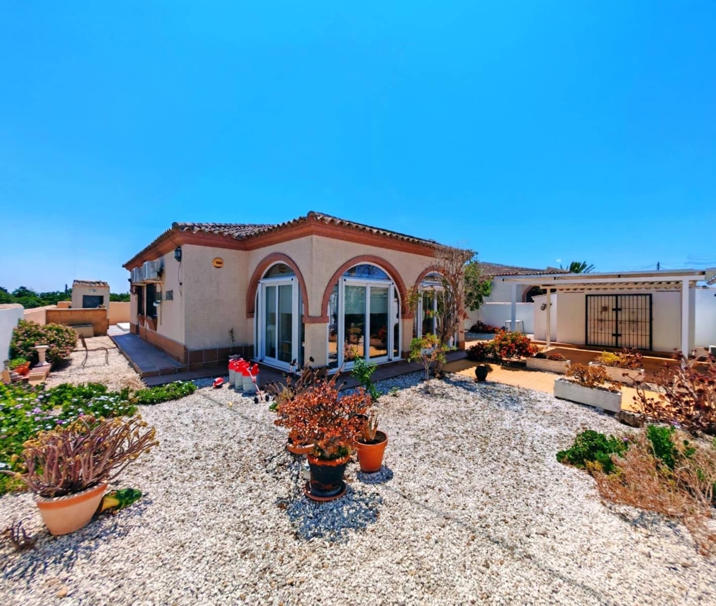 3 soverom Villa til salgs i Chiclana de la Frontera med svømmebasseng - € 349 000 (Ref: 9942657)