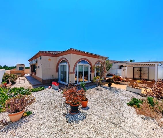 3 soverom Villa til salgs i Chiclana de la Frontera med svømmebasseng - € 349 000 (Ref: 9942657)