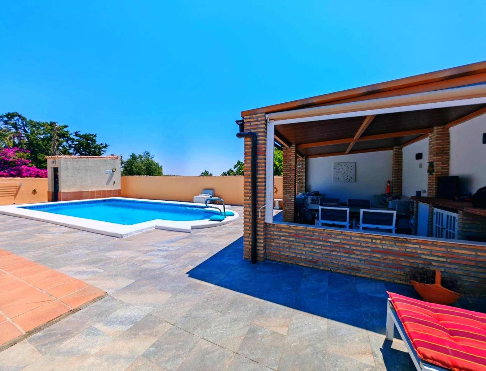 3 soverom Villa til salgs i Chiclana de la Frontera med svømmebasseng - € 349 000 (Ref: 9942657)