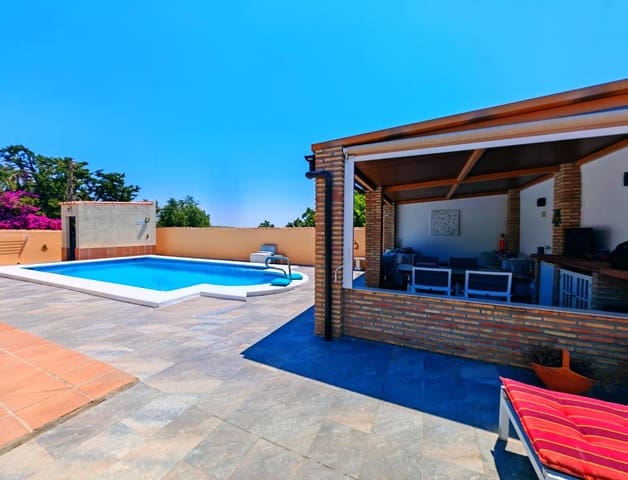3 soverom Villa til salgs i Chiclana de la Frontera med svømmebasseng - € 349 000 (Ref: 9942657)