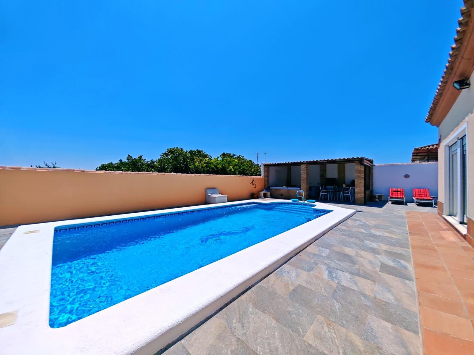 3 soverom Villa til salgs i Chiclana de la Frontera med svømmebasseng - € 349 000 (Ref: 9942657)