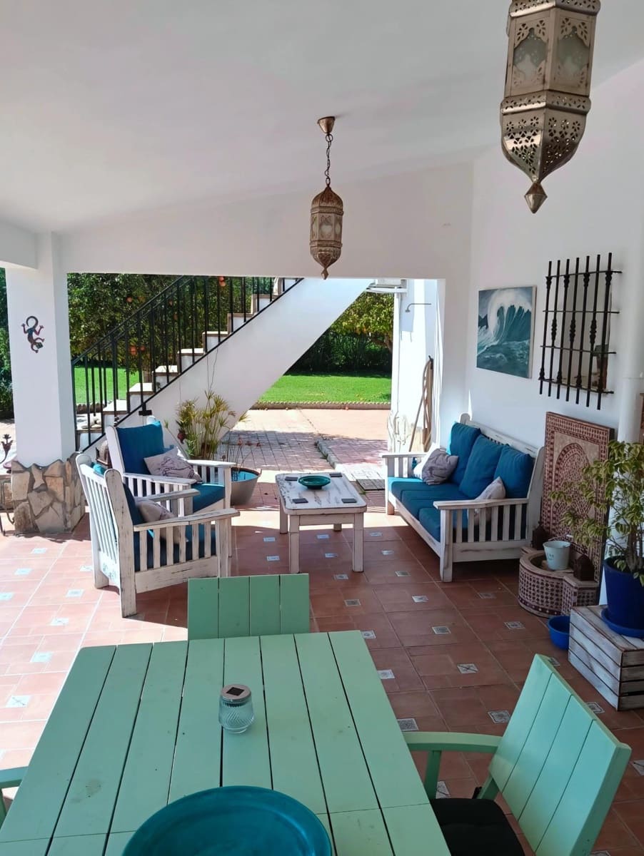 3 chambre Villa/Maison à vendre à Chiclana de la Frontera avec garage - 550 000 € (Ref: 9958101)