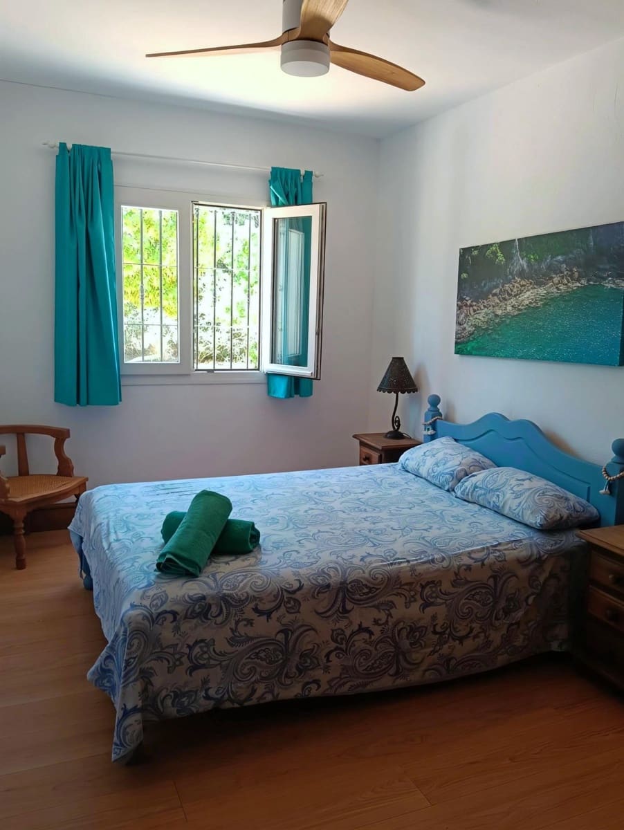 3 chambre Villa/Maison à vendre à Chiclana de la Frontera avec garage - 550 000 € (Ref: 9958101)