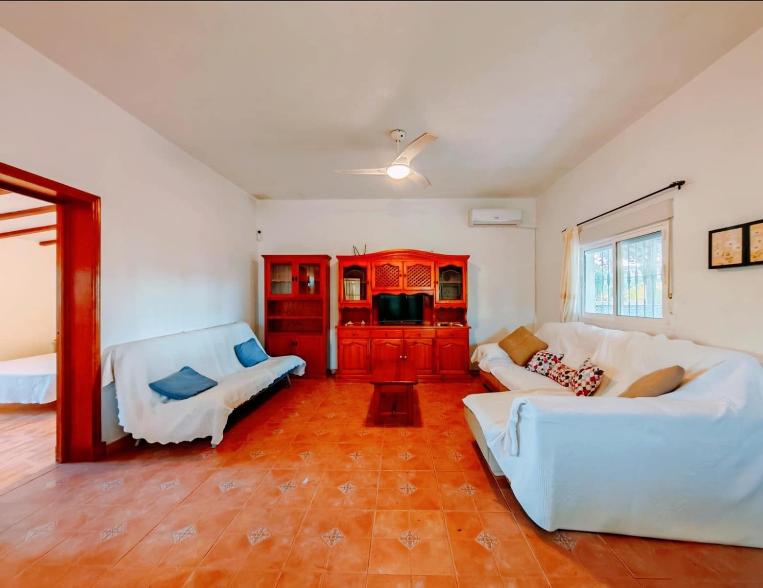 2 makuuhuone Huvila myytävänä paikassa Chiclana de la Frontera mukana uima-altaan - 220 000 € (Ref: 9963233)