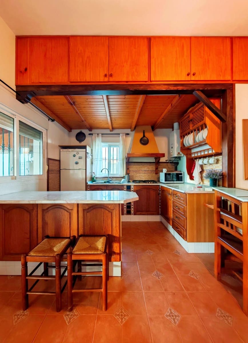 2 makuuhuone Huvila myytävänä paikassa Chiclana de la Frontera mukana uima-altaan - 220 000 € (Ref: 9963233)