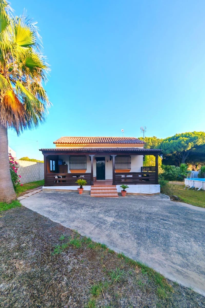 2 makuuhuone Huvila myytävänä paikassa Chiclana de la Frontera mukana uima-altaan - 220 000 € (Ref: 9963233)