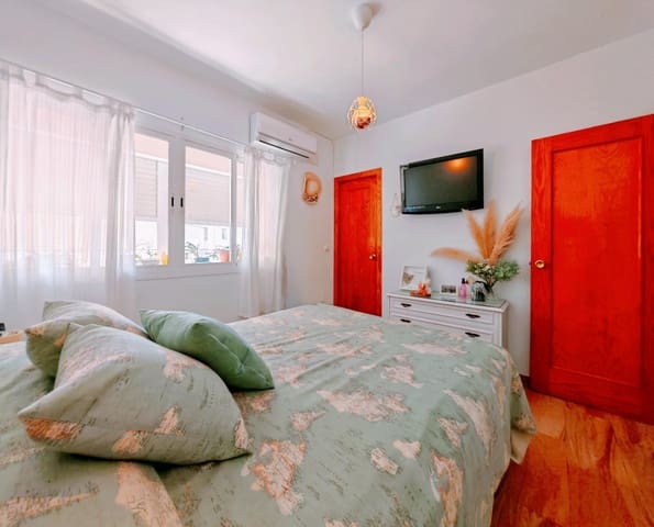 3 bedroom Flat for sale in Jerez de la Frontera - € 155,000 (Ref: 9970754)