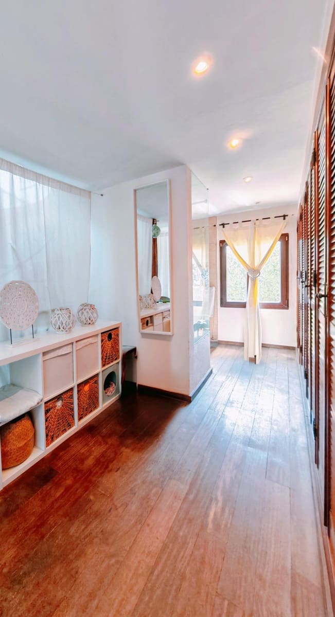 14 slaapkamer Finca/Landhuis te koop in Zahora met zwembad - € 1.600.000 (Ref: 9995818)