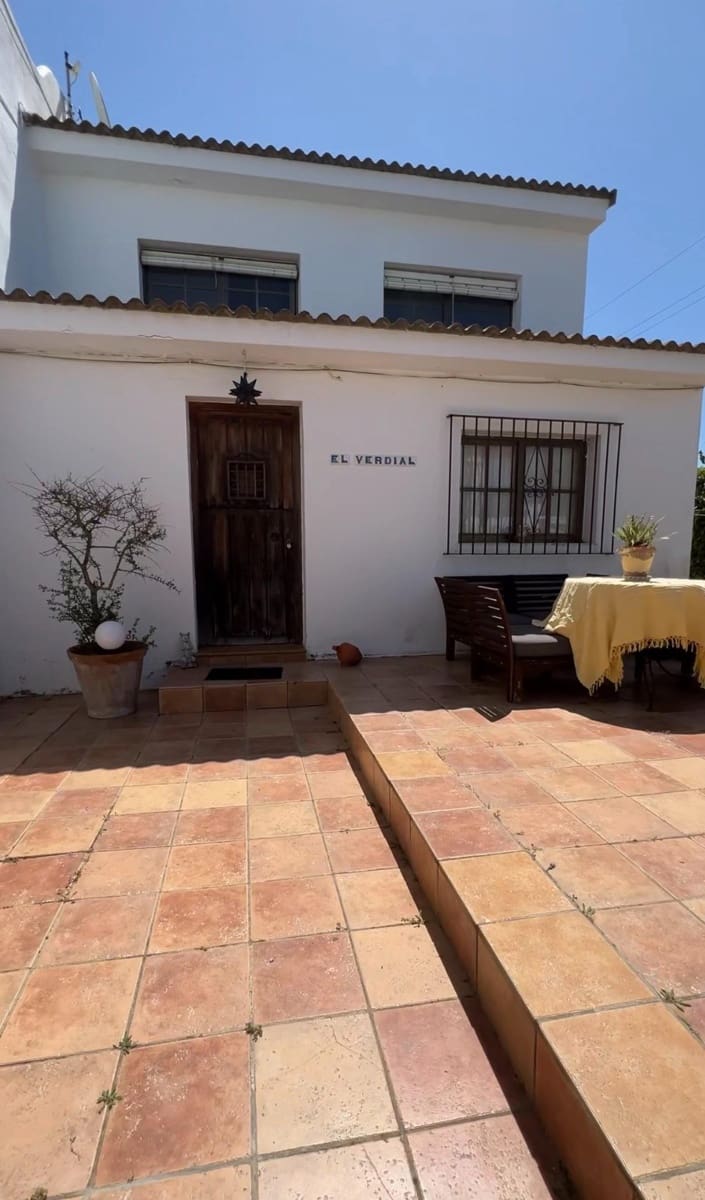 14 slaapkamer Finca/Landhuis te koop in Zahora met zwembad - € 1.600.000 (Ref: 9995818)