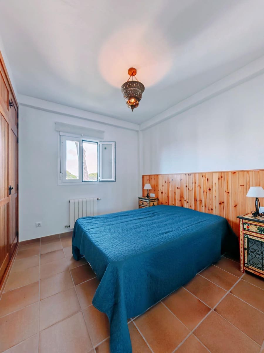14 slaapkamer Finca/Landhuis te koop in Zahora met zwembad - € 1.600.000 (Ref: 9995818)