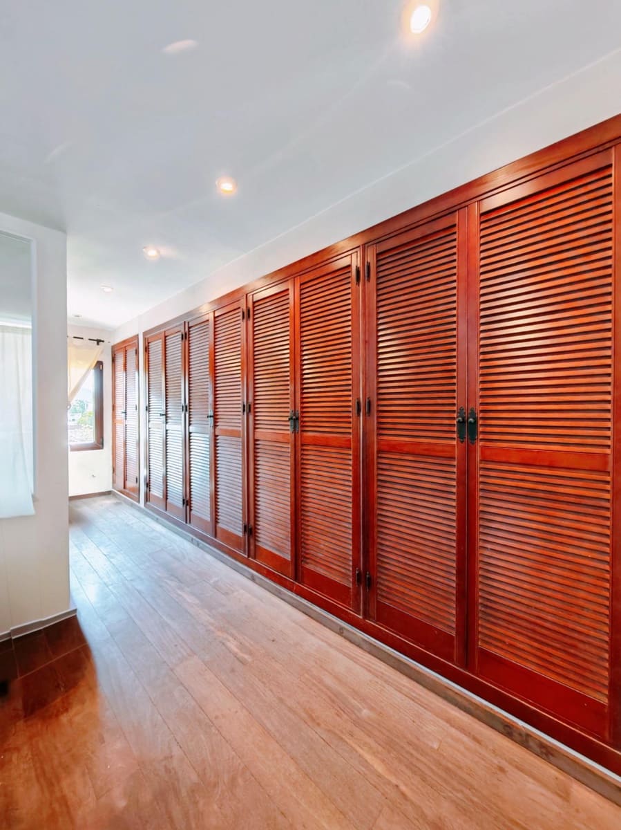 14 slaapkamer Finca/Landhuis te koop in Zahora met zwembad - € 1.600.000 (Ref: 9995818)