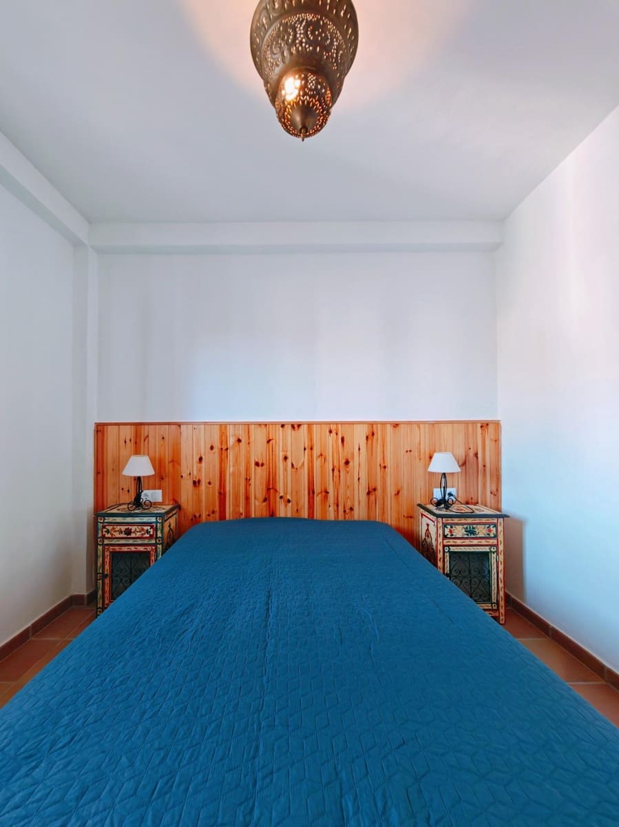 14 slaapkamer Finca/Landhuis te koop in Zahora met zwembad - € 1.600.000 (Ref: 9995818)