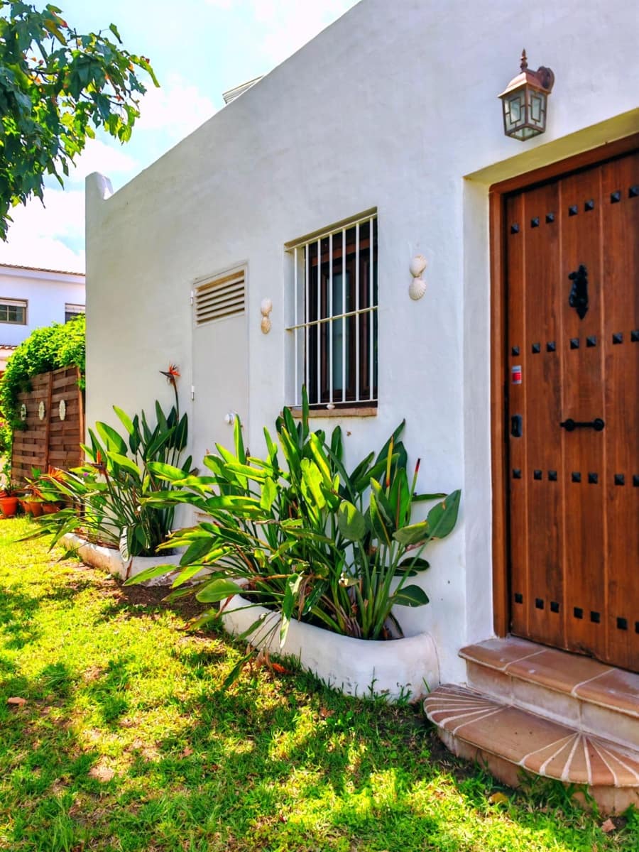 14 slaapkamer Finca/Landhuis te koop in Zahora met zwembad - € 1.600.000 (Ref: 9995818)