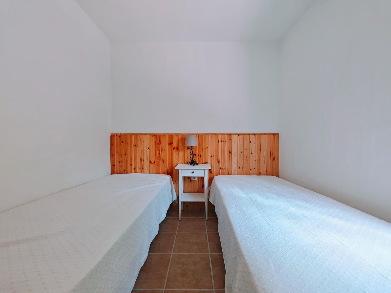 14 slaapkamer Finca/Landhuis te koop in Zahora met zwembad - € 1.600.000 (Ref: 9995818)