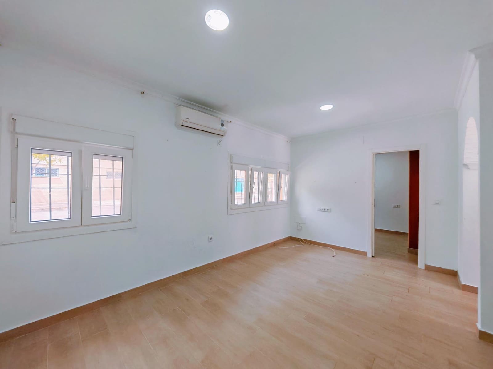 2 Zimmer Wohnung zu verkaufen in Cadiz Stadt - 210.000 € (Ref: 9999682)