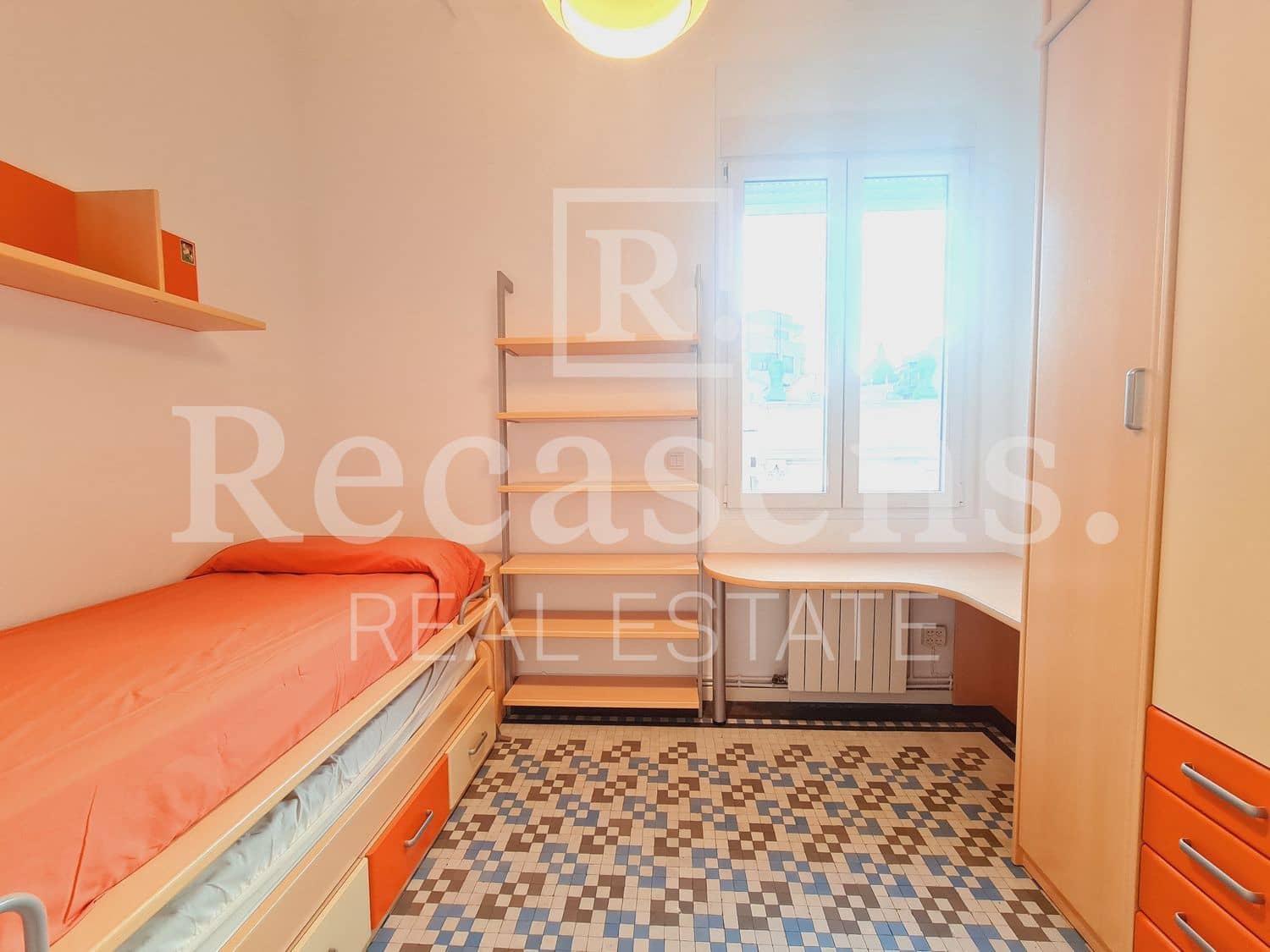 3 bedroom Apartment for rent in Valencia city with garage - € 1,700 (Ref: 10048672)