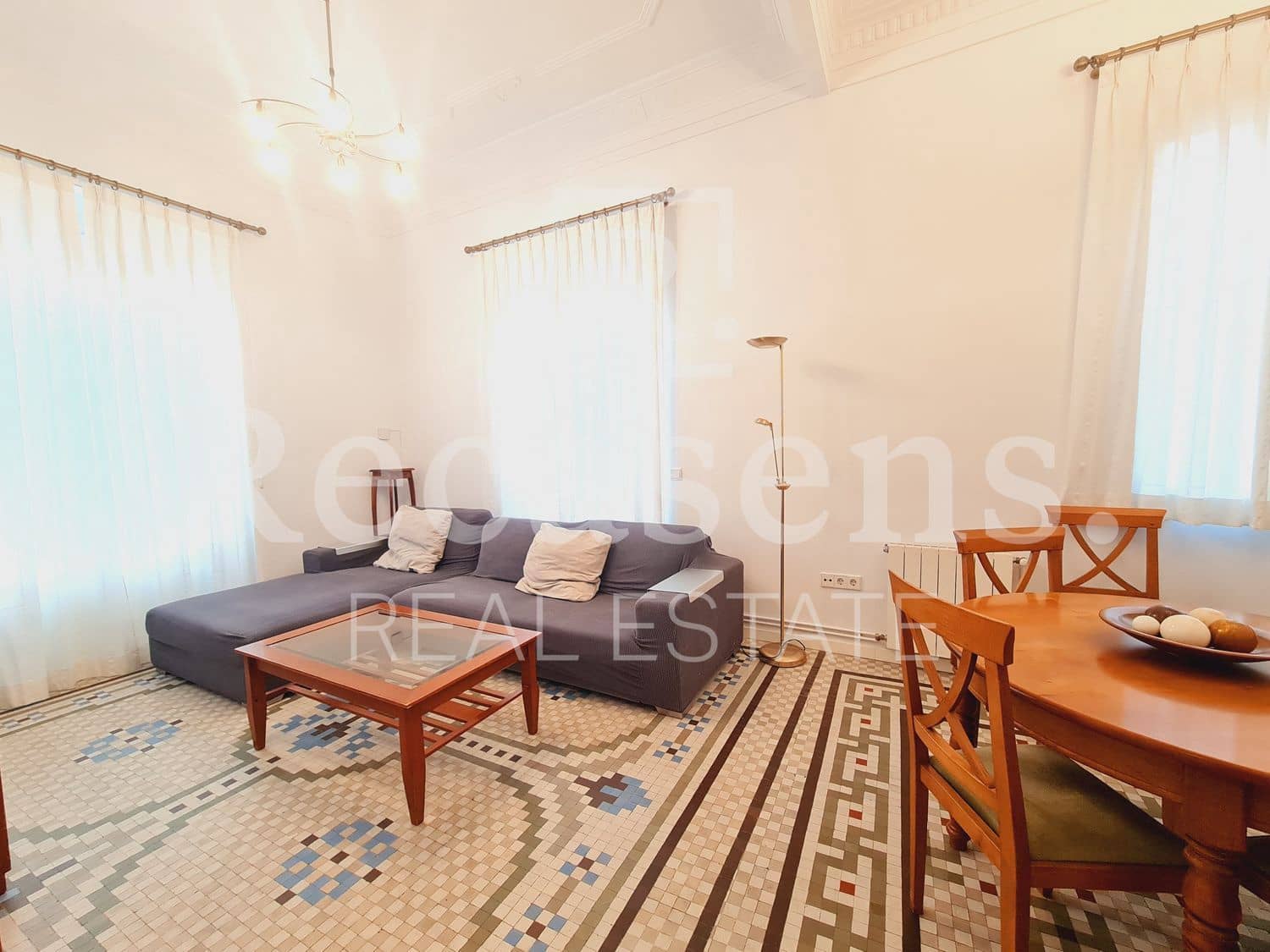 3 bedroom Apartment for rent in Valencia city with garage - € 1,700 (Ref: 10048672)