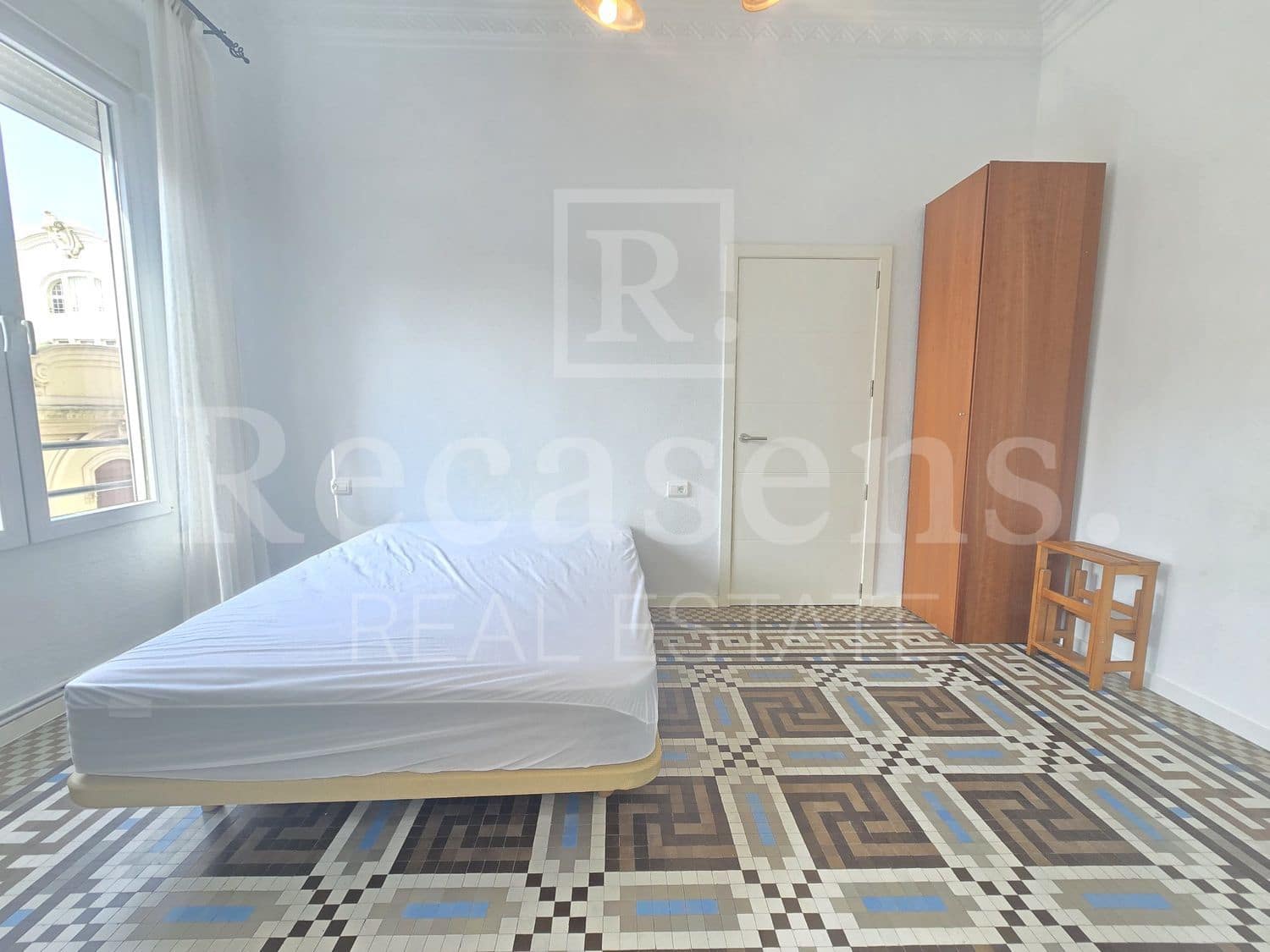 3 Zimmer Apartment zu vermieten in Valencia Stadt mit Garage - 1.600 € (Ref: 10048672)