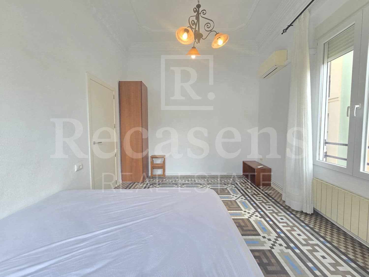 3 Zimmer Apartment zu vermieten in Valencia Stadt mit Garage - 1.600 € (Ref: 10048672)