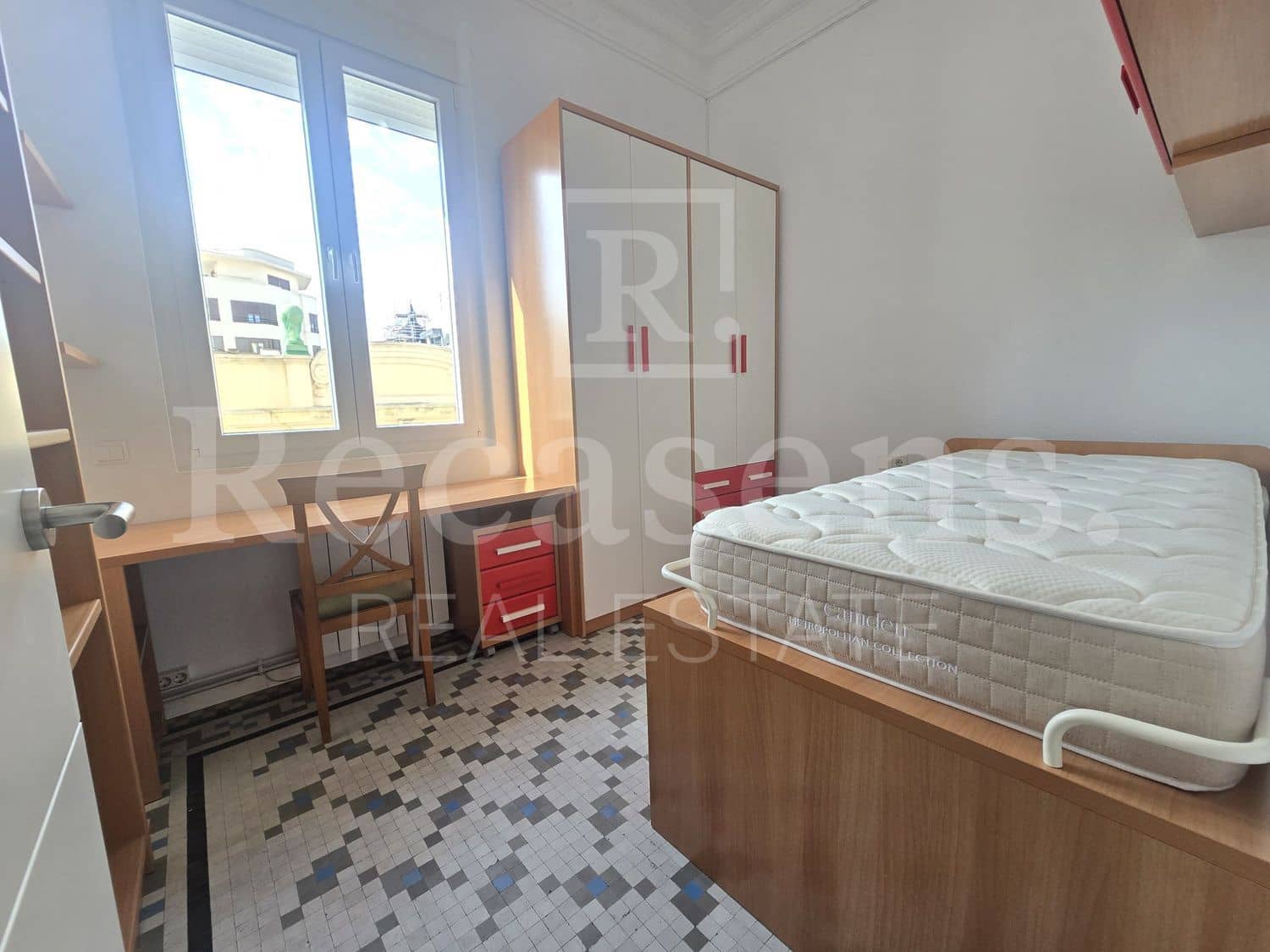 3 Zimmer Apartment zu vermieten in Valencia Stadt mit Garage - 1.600 € (Ref: 10048672)