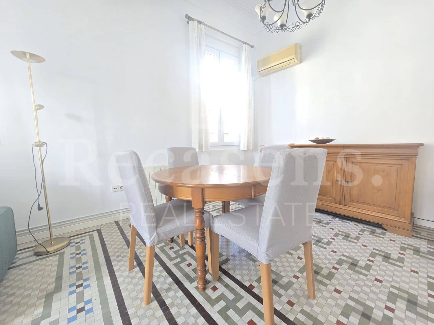 3 Zimmer Apartment zu vermieten in Valencia Stadt mit Garage - 1.600 € (Ref: 10048672)
