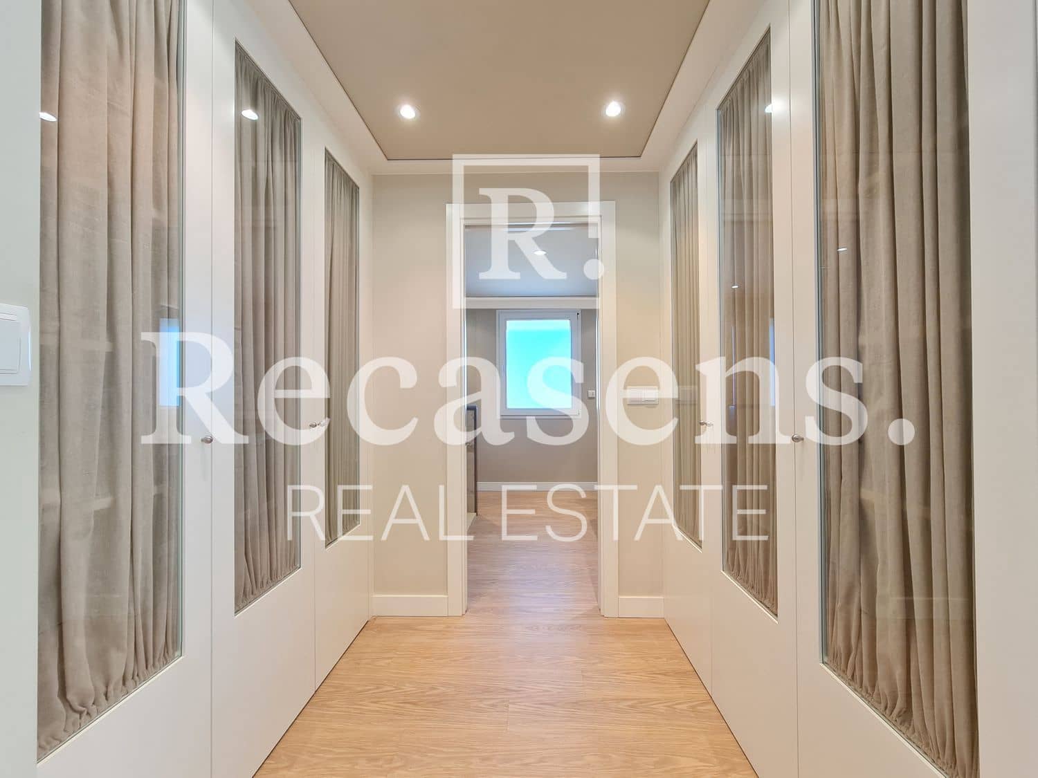 4 soveværelse Villa til salg i Almarda med swimmingpool - € 840.000 (Ref: 6065035)