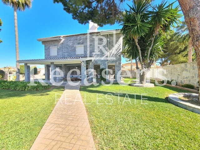 4 bedroom Villa for sale in Almarda, Sagunto / Sagunt with pool - € 840,000 (Ref: 6065035)