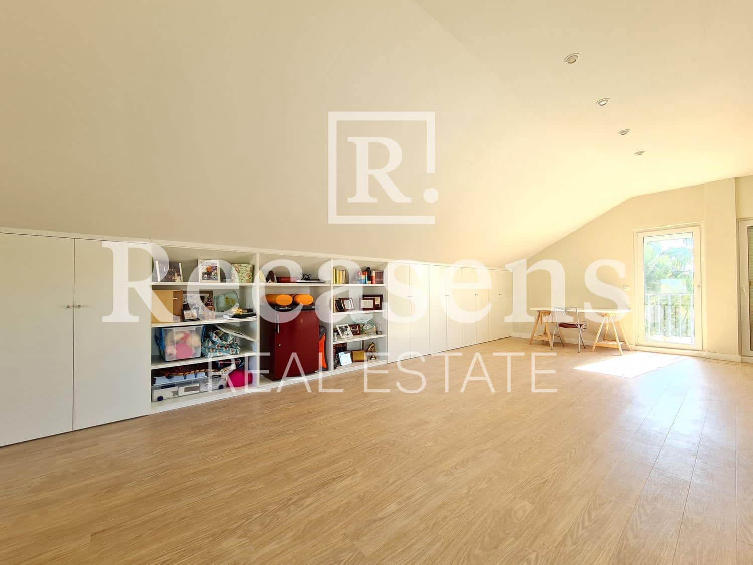 4 soveværelse Villa til salg i Almarda med swimmingpool - € 840.000 (Ref: 6065035)