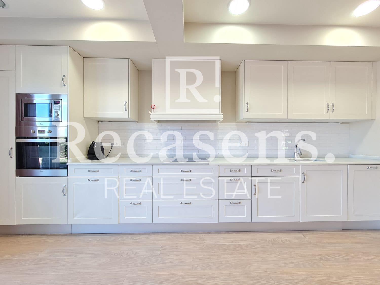 4 soveværelse Villa til salg i Almarda med swimmingpool - € 840.000 (Ref: 6065035)