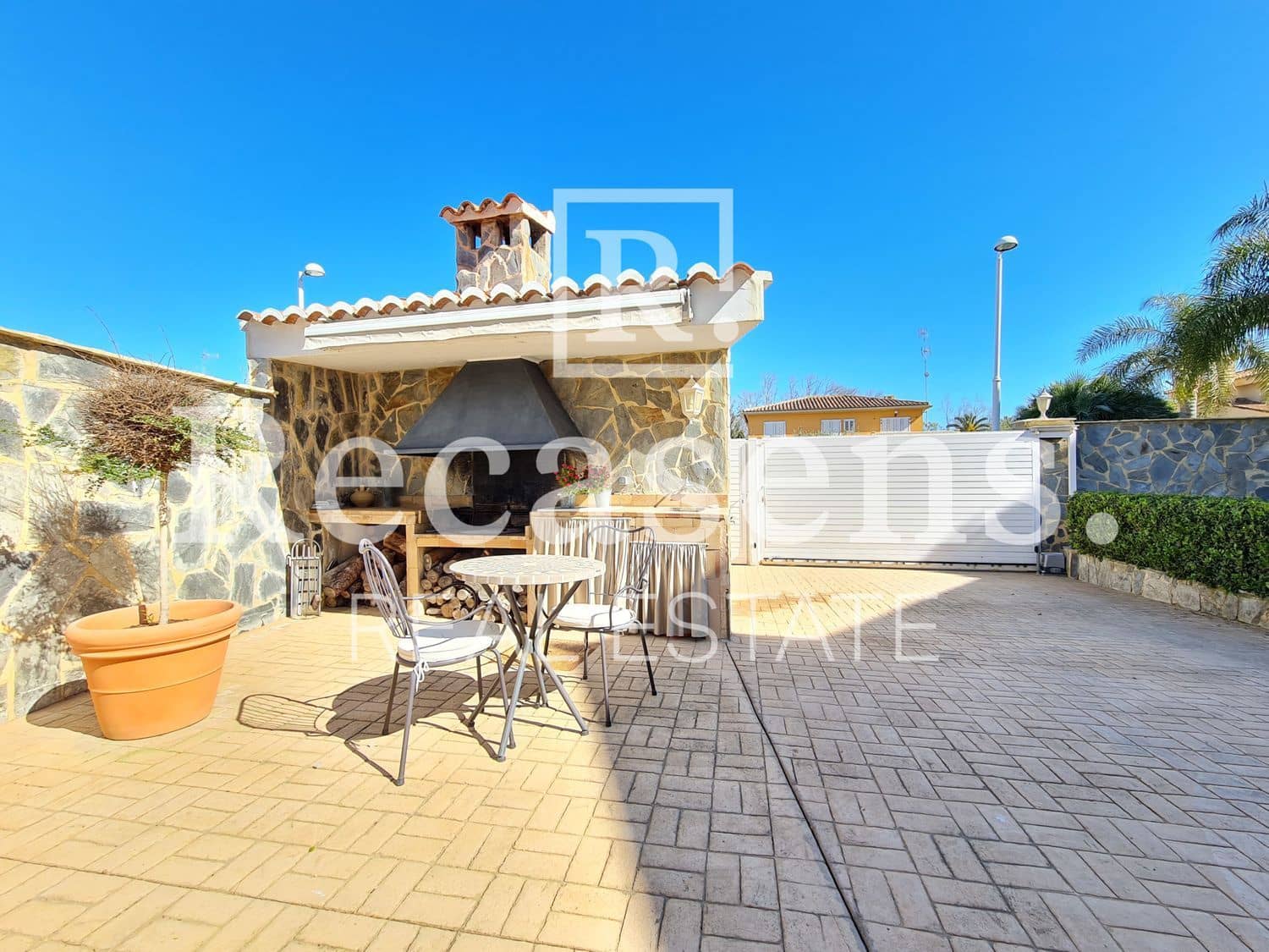 4 soveværelse Villa til salg i Almarda med swimmingpool - € 840.000 (Ref: 6065035)